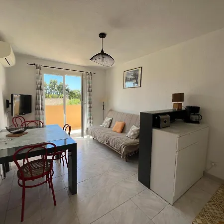 4 Personnes Au Village De La Apartment *